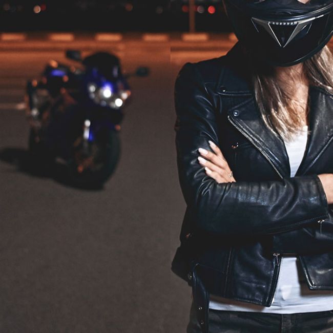 Immagine per la categoria ABBIGLIAMENTO MOTO LADY