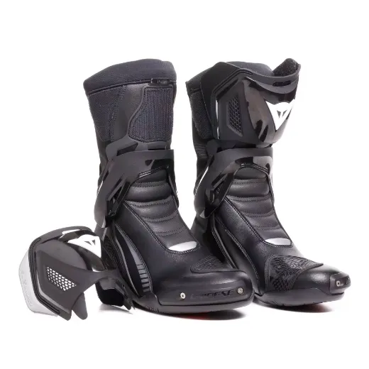 Immagine di STIVALI NEXUS 3 IN & OUT DAINESE